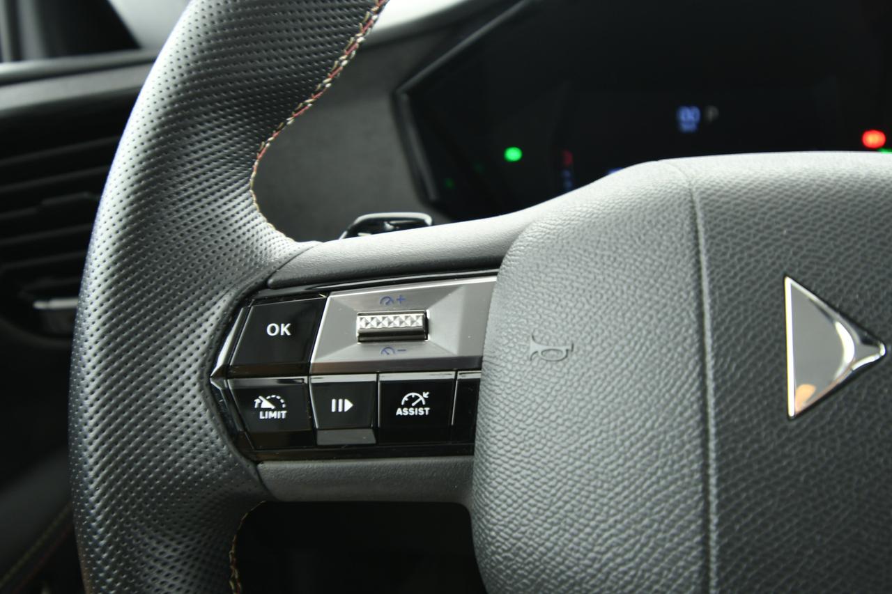 DS DS4 1.5 bluehdi Performance Line 130cv auto NEOPATENTATI+HEAD UP+CAMERA
