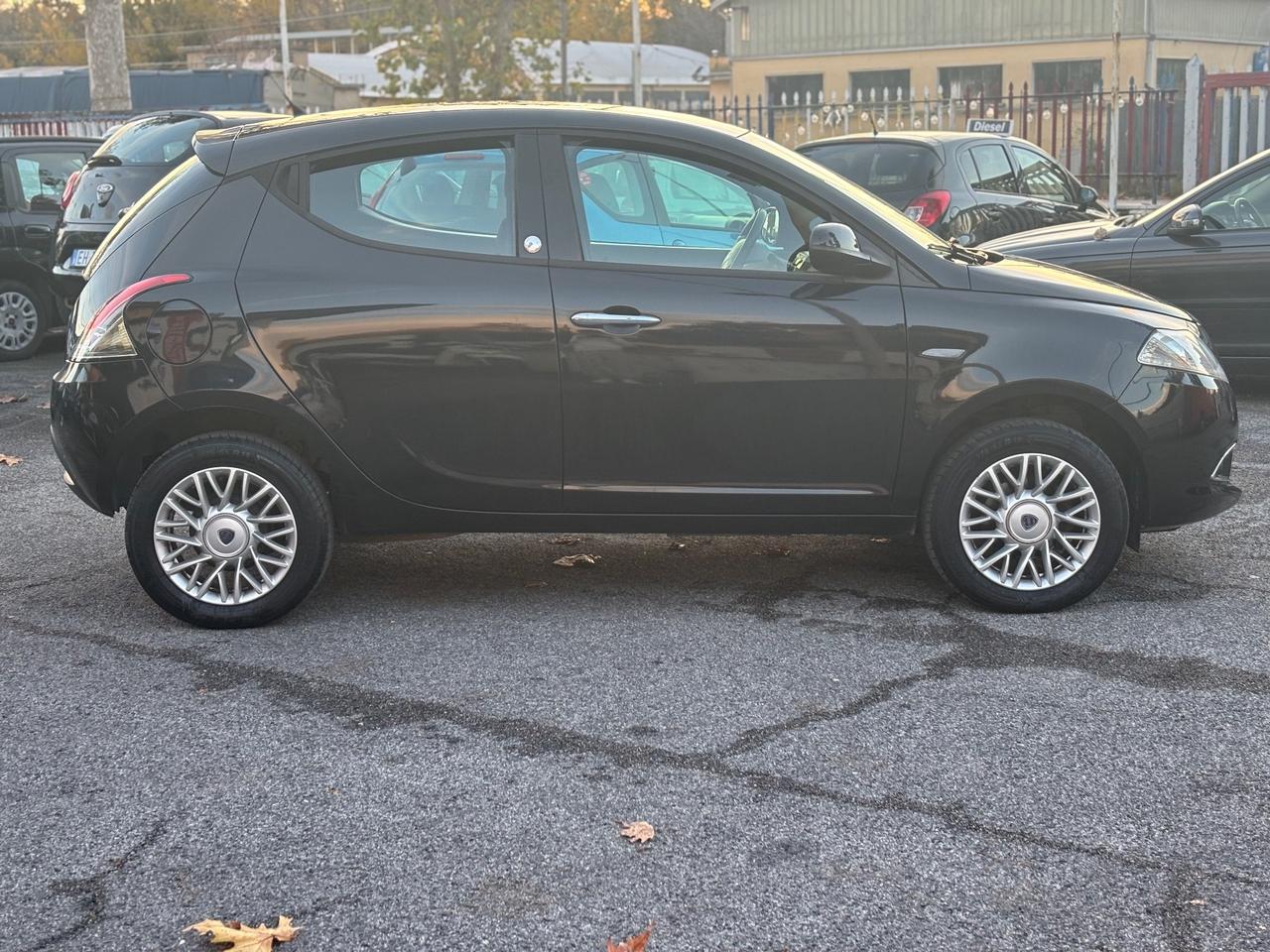 Lancia Ypsilon PROMO