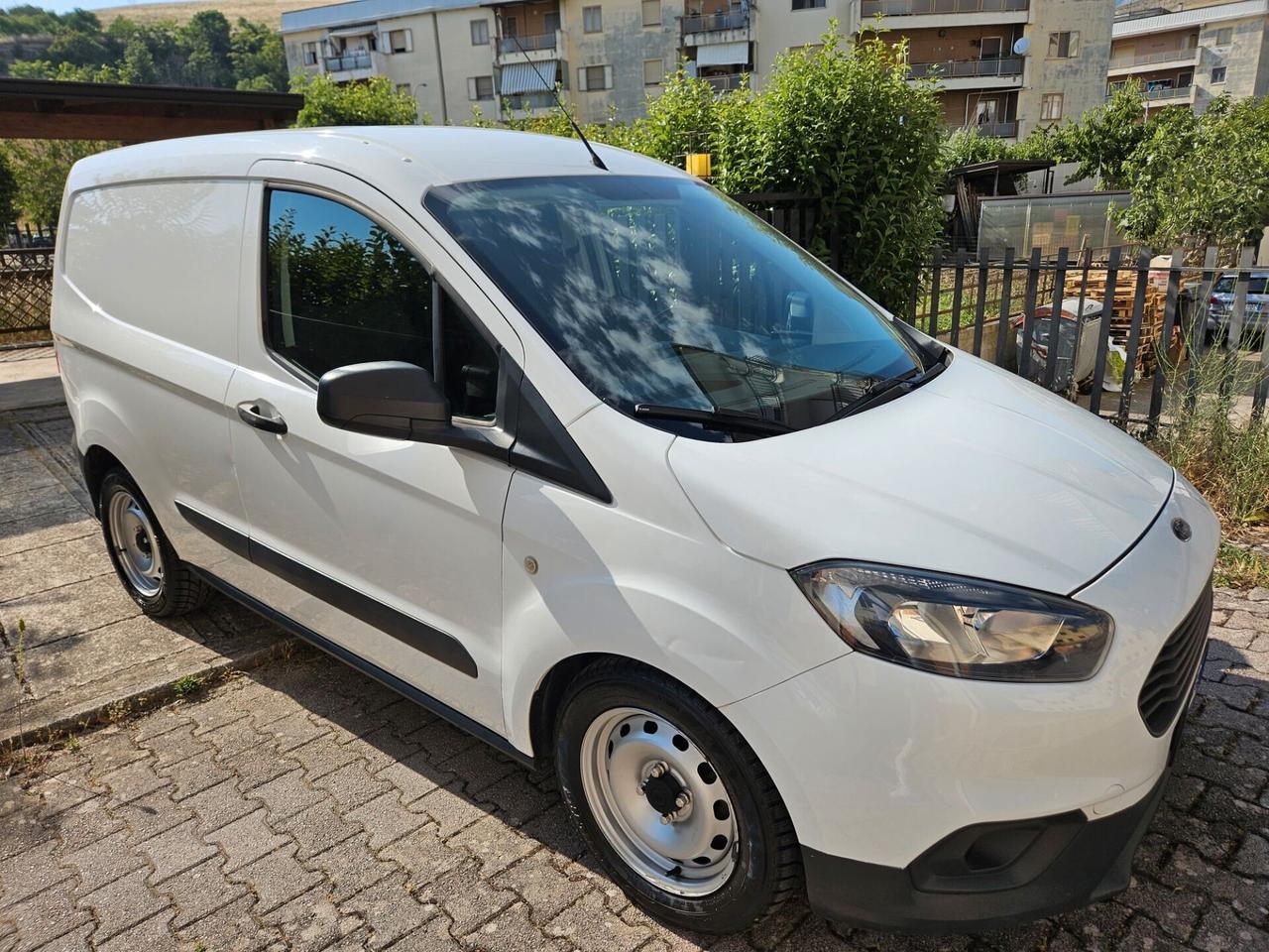 Ford Transit Courier Transit Courier 1.5 TDCi 100CV Van Trend