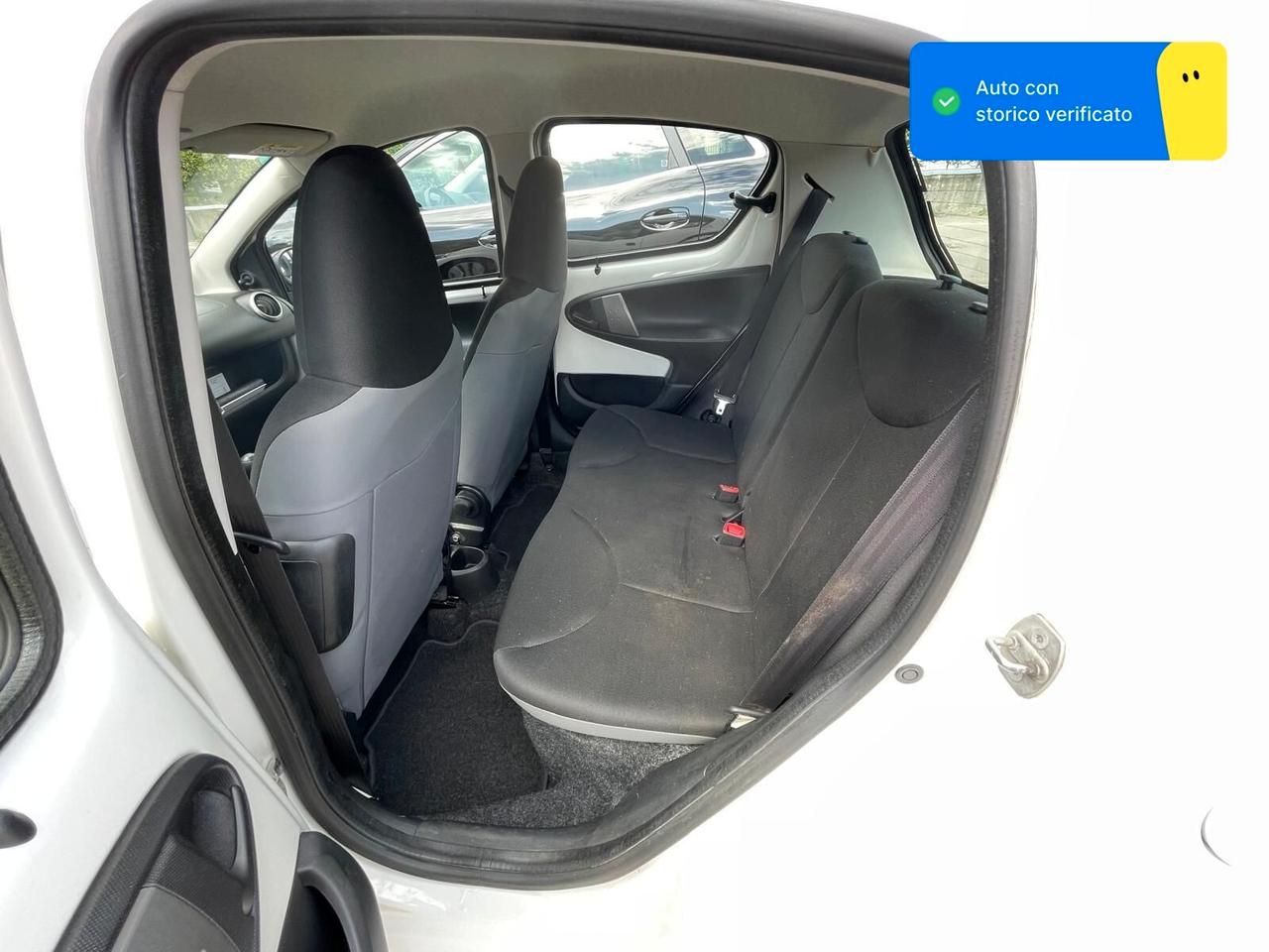 Toyota Aygo 1.0 12V VVT-i 5 porte Active Connect