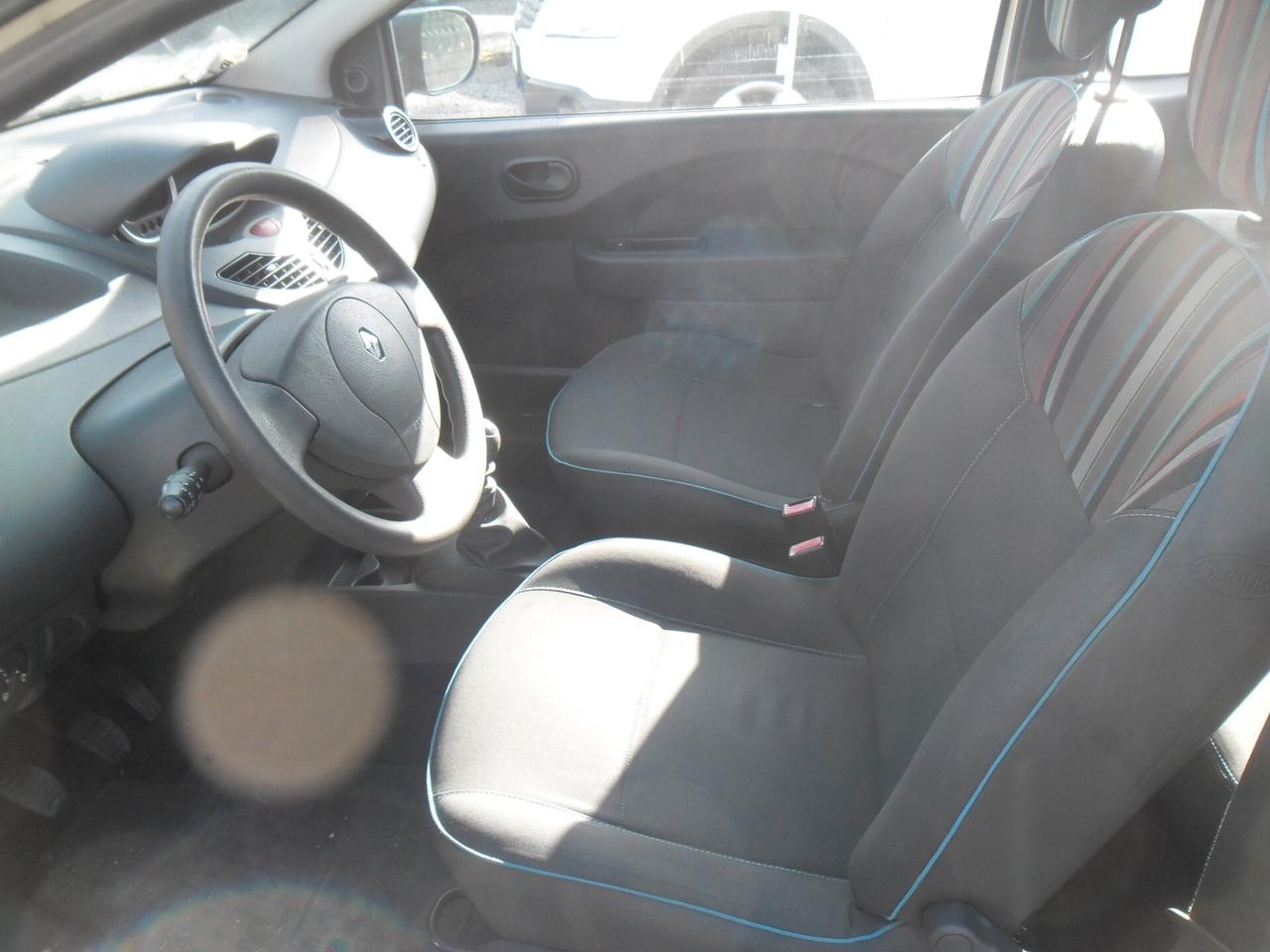 Renault Twingo 1.2 16V Live