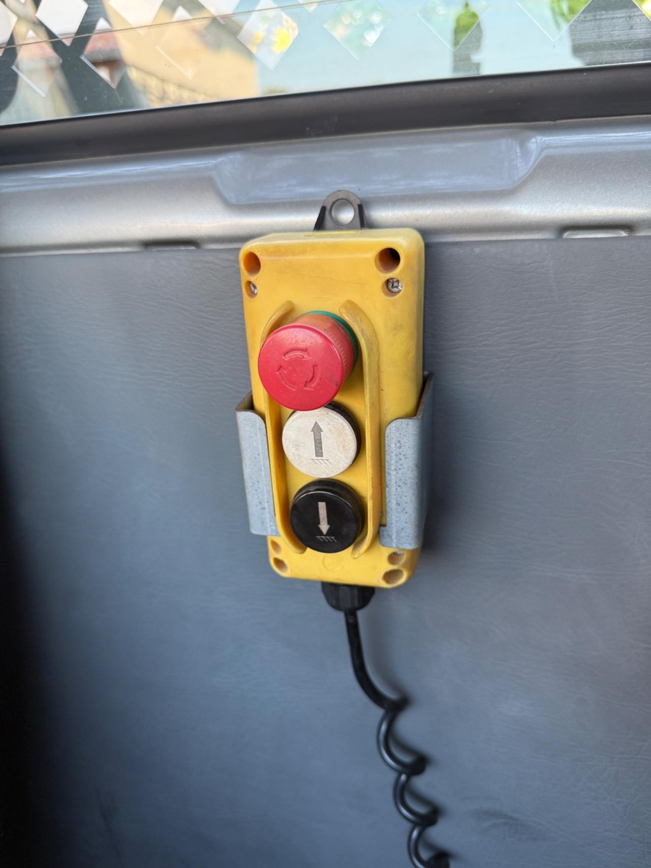 Mahindra Goa 2.2 4WD DC Pick-Up ribaltabile