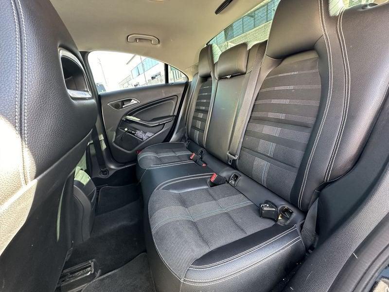 Mercedes-Benz CLA CLA 200 d Automatic 4Matic Premium