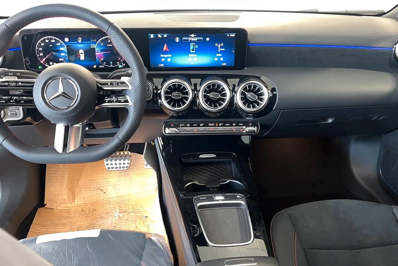 Mercedes Classe A 200d TETTO APRIBILE AMG Automatic Premium
