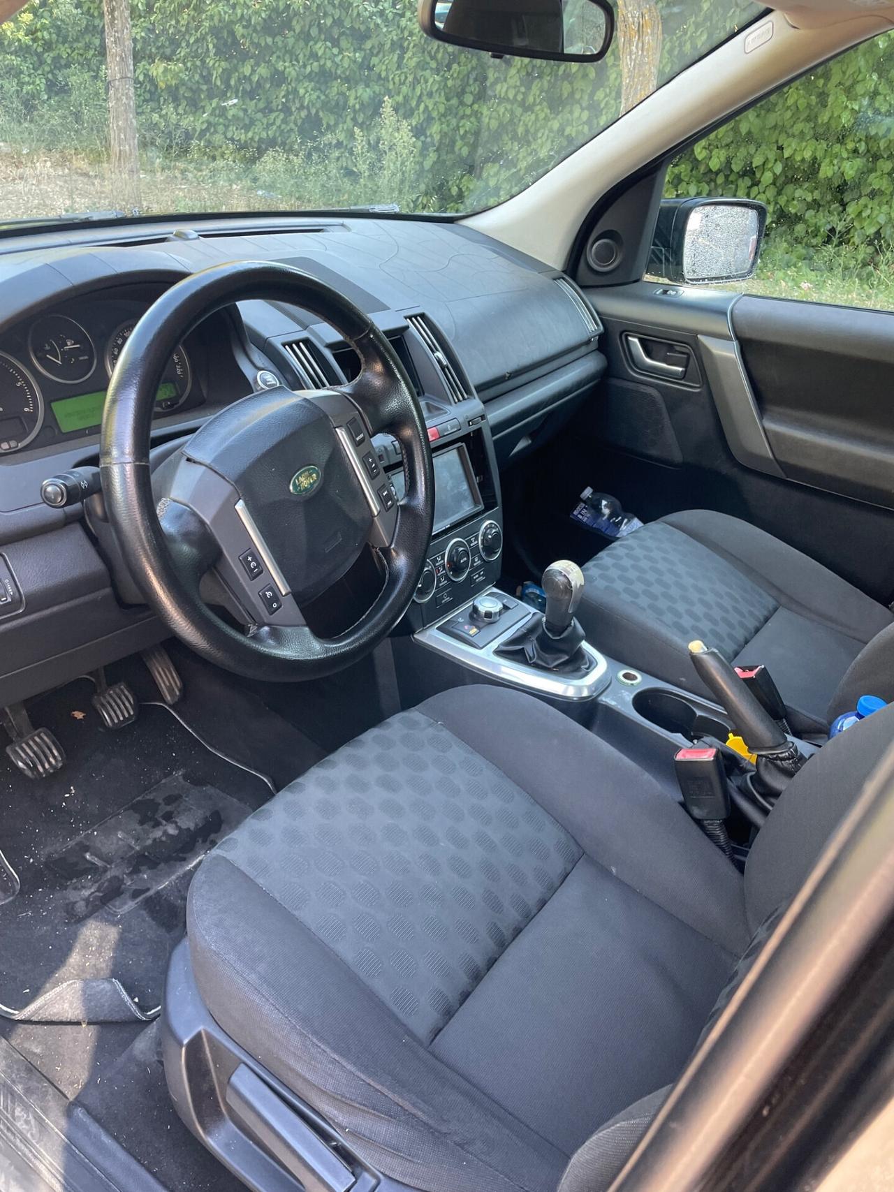 Land Rover Freelander 2.2 TD4 S.W. SE