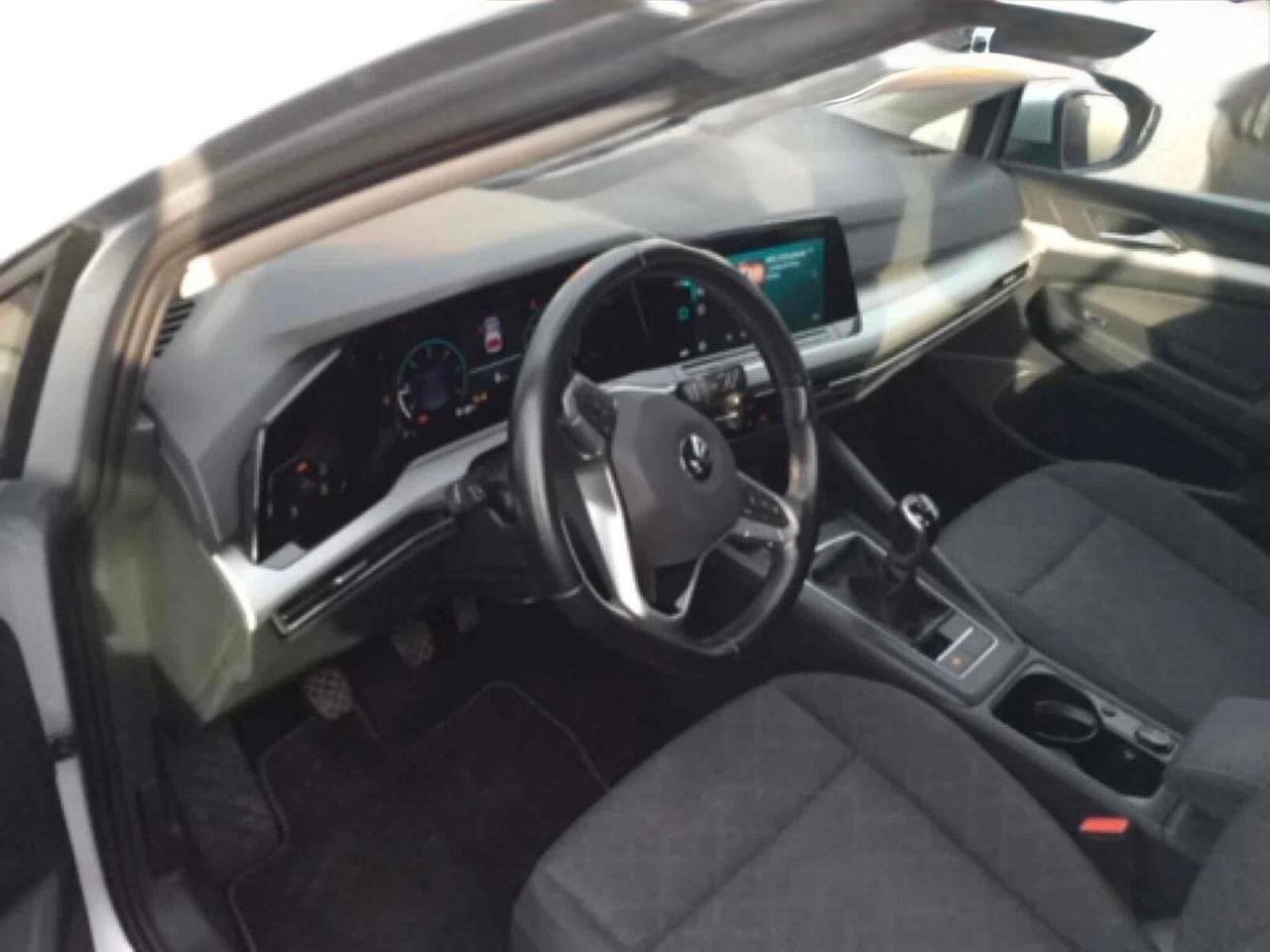 Volkswagen Golf 8 2.0 TDI 115 CV SCR Life