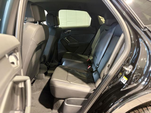 AUDI Q3 SPB/Sportback 35TDI S tronic S line Identity Black