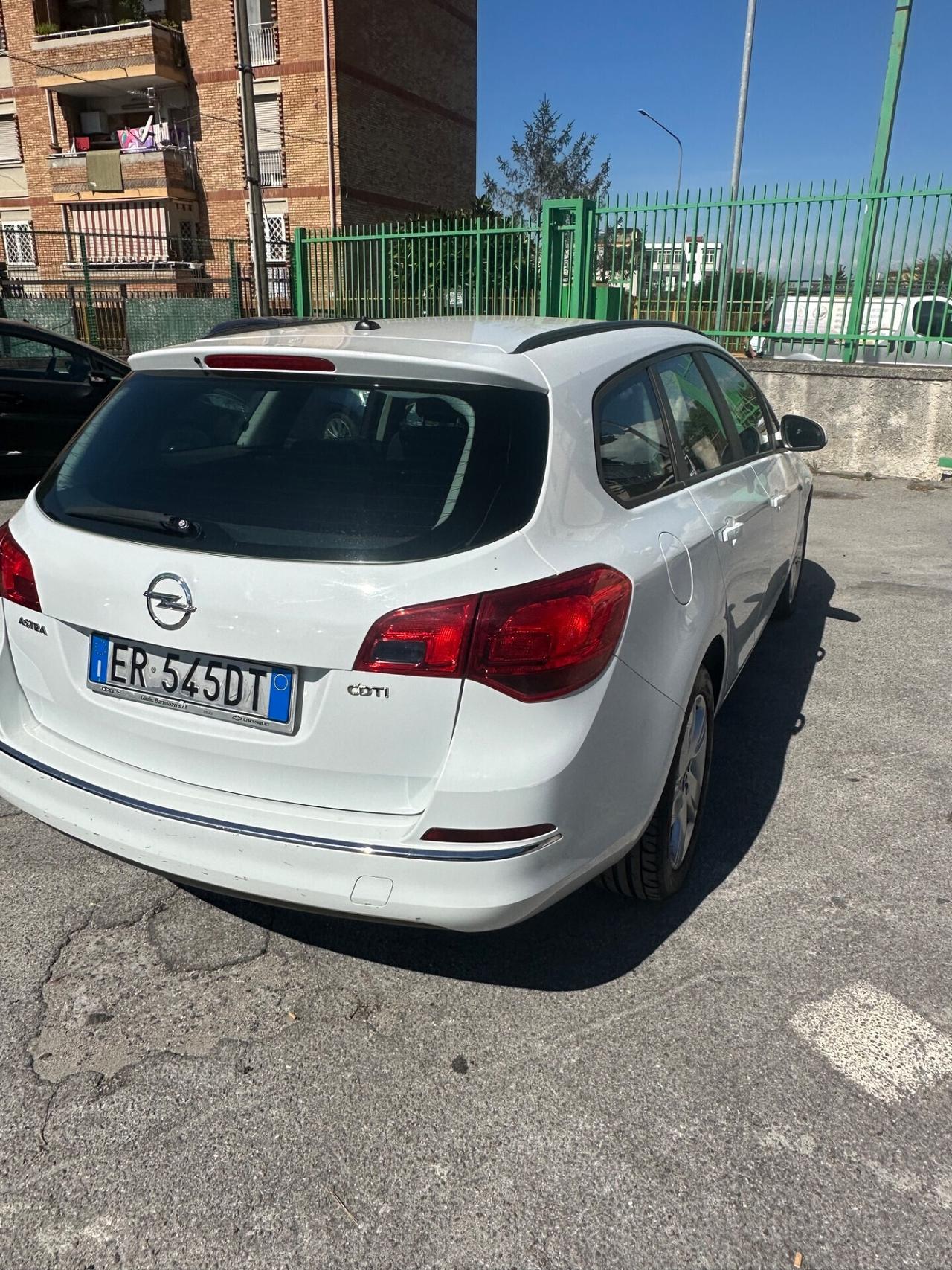 Opel Astra 1.7 CDTI 110CV Sports Tourer Cosmo