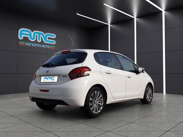 PEUGEOT 208 1° serie PureTech 82 5 porte Allure