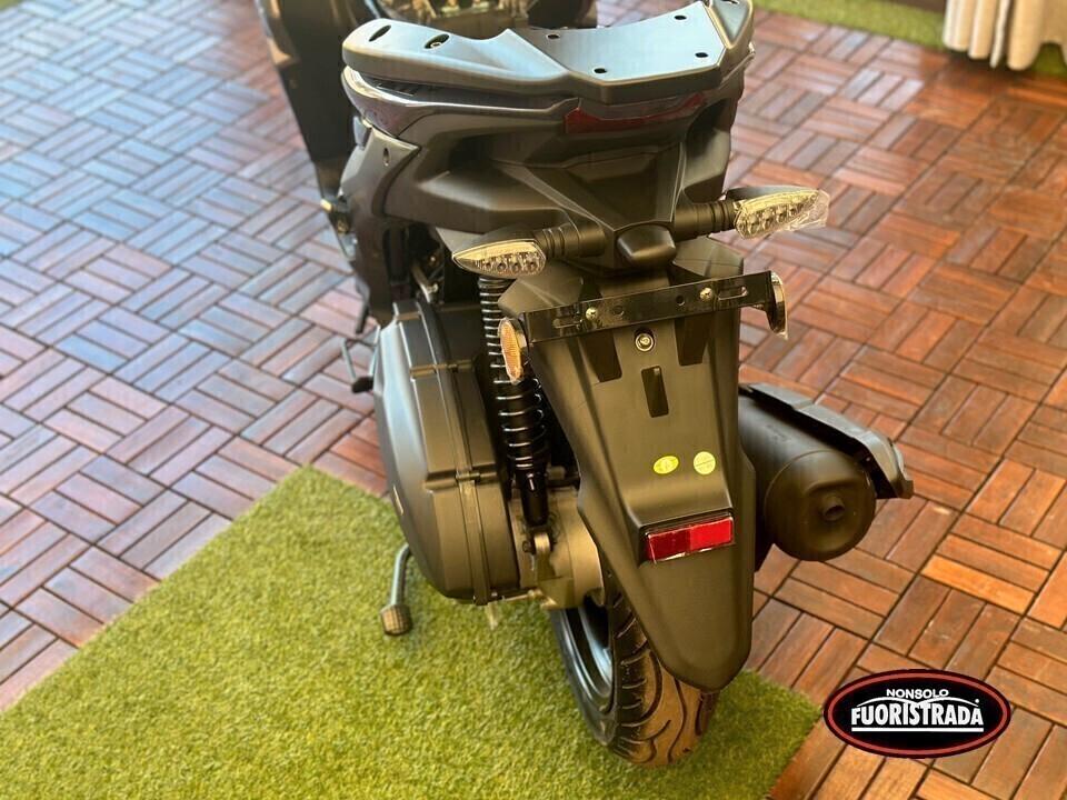 Lem Altro Scooter NVH Z11 (Novità Assoluta)