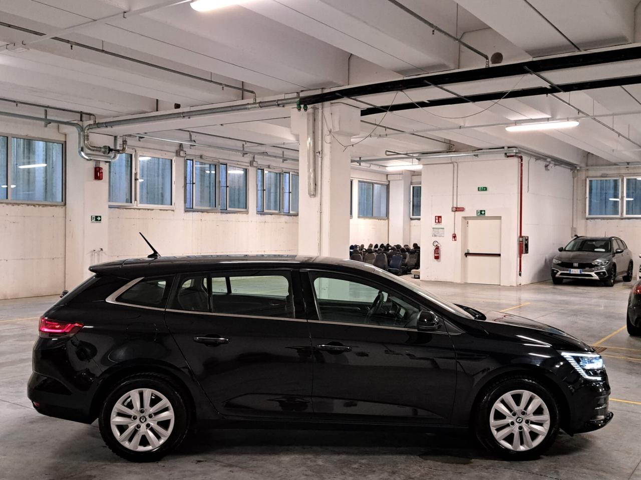 Renault Megane 1.5 Blue dCi Equilibre Sporter EDC GRANDINATA