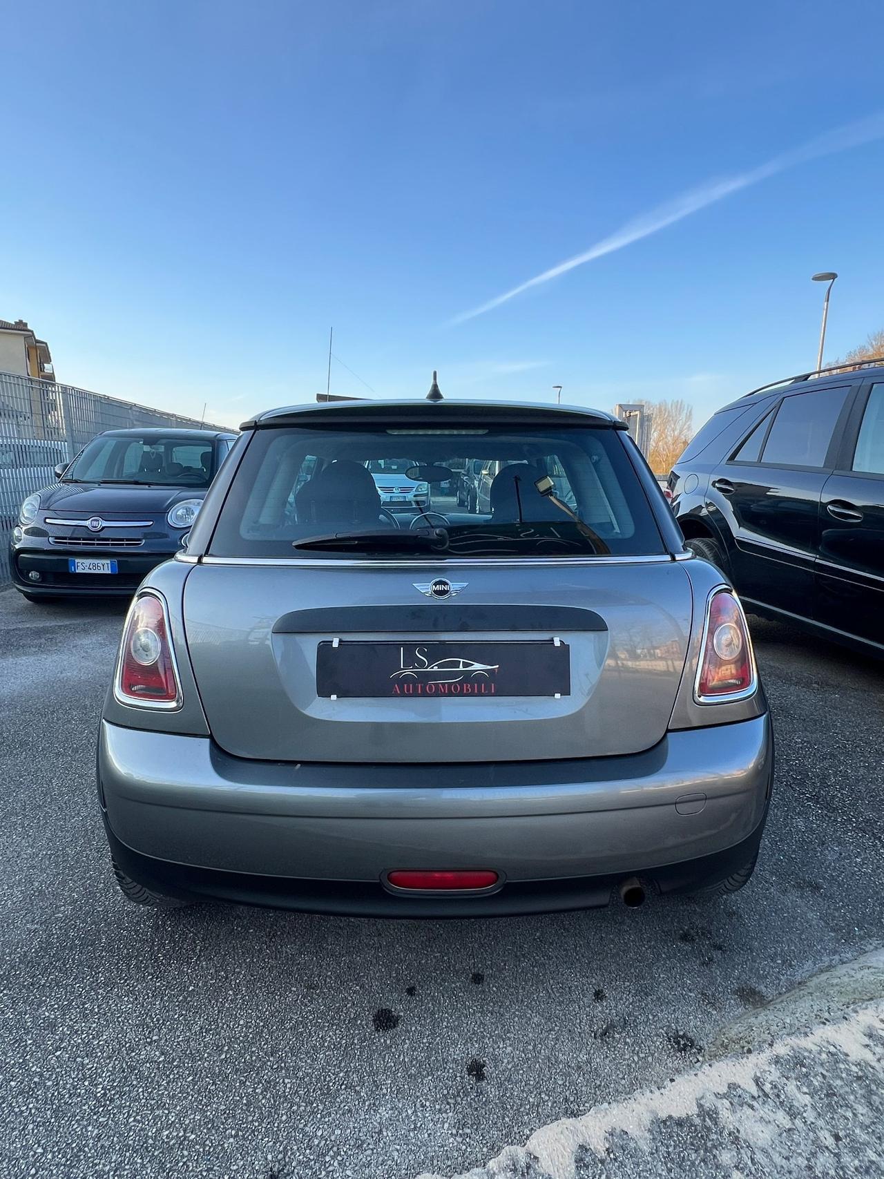 Mini 1.4 16V One neopatentati