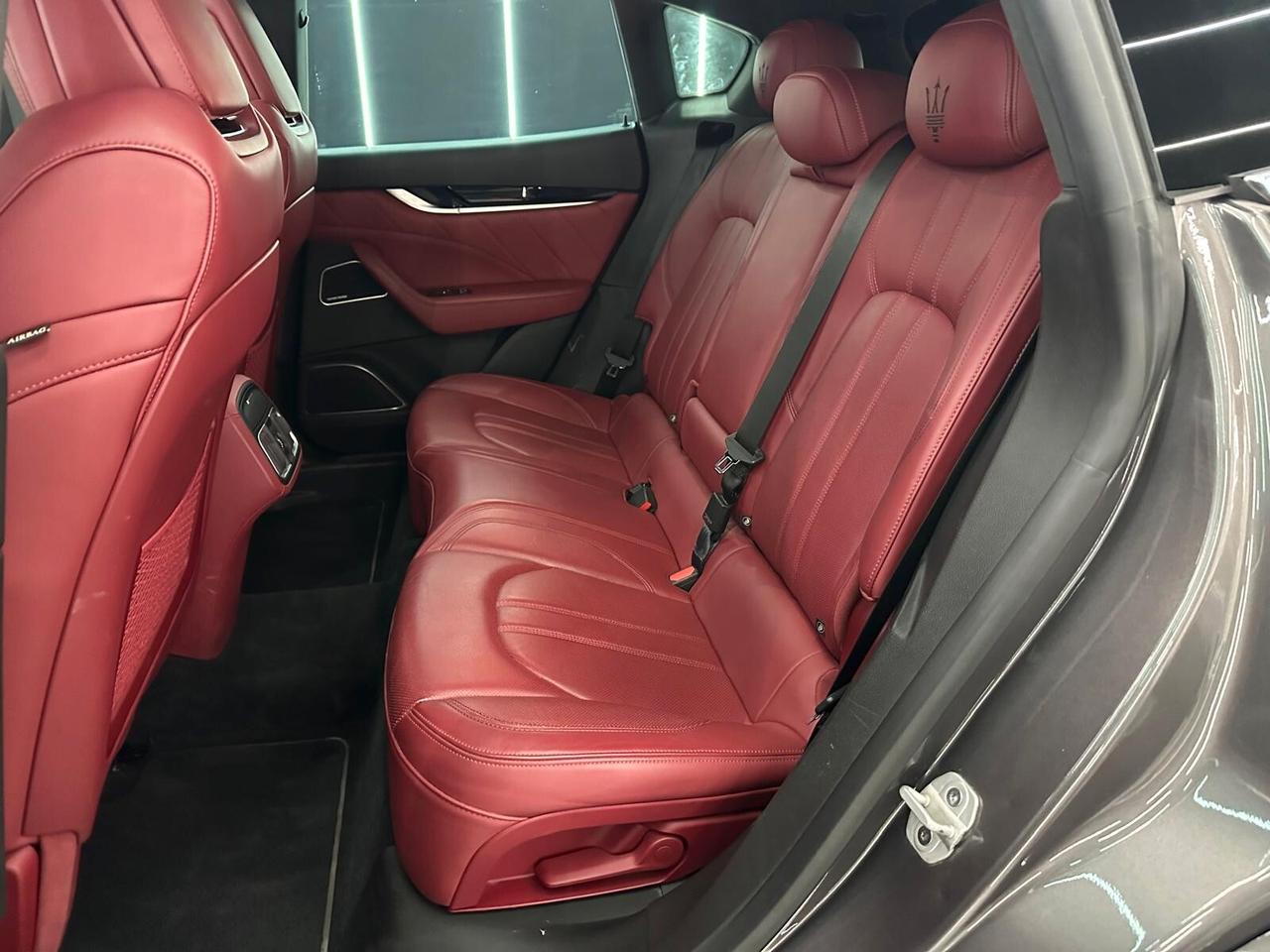 Maserati Levante V6 430 CV AWD Modena S