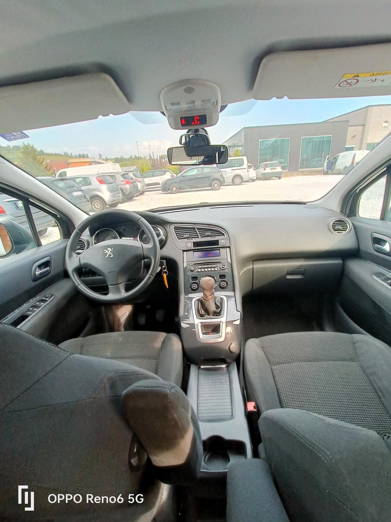 Peugeot 5008 BlueHDi 120 S&S Business