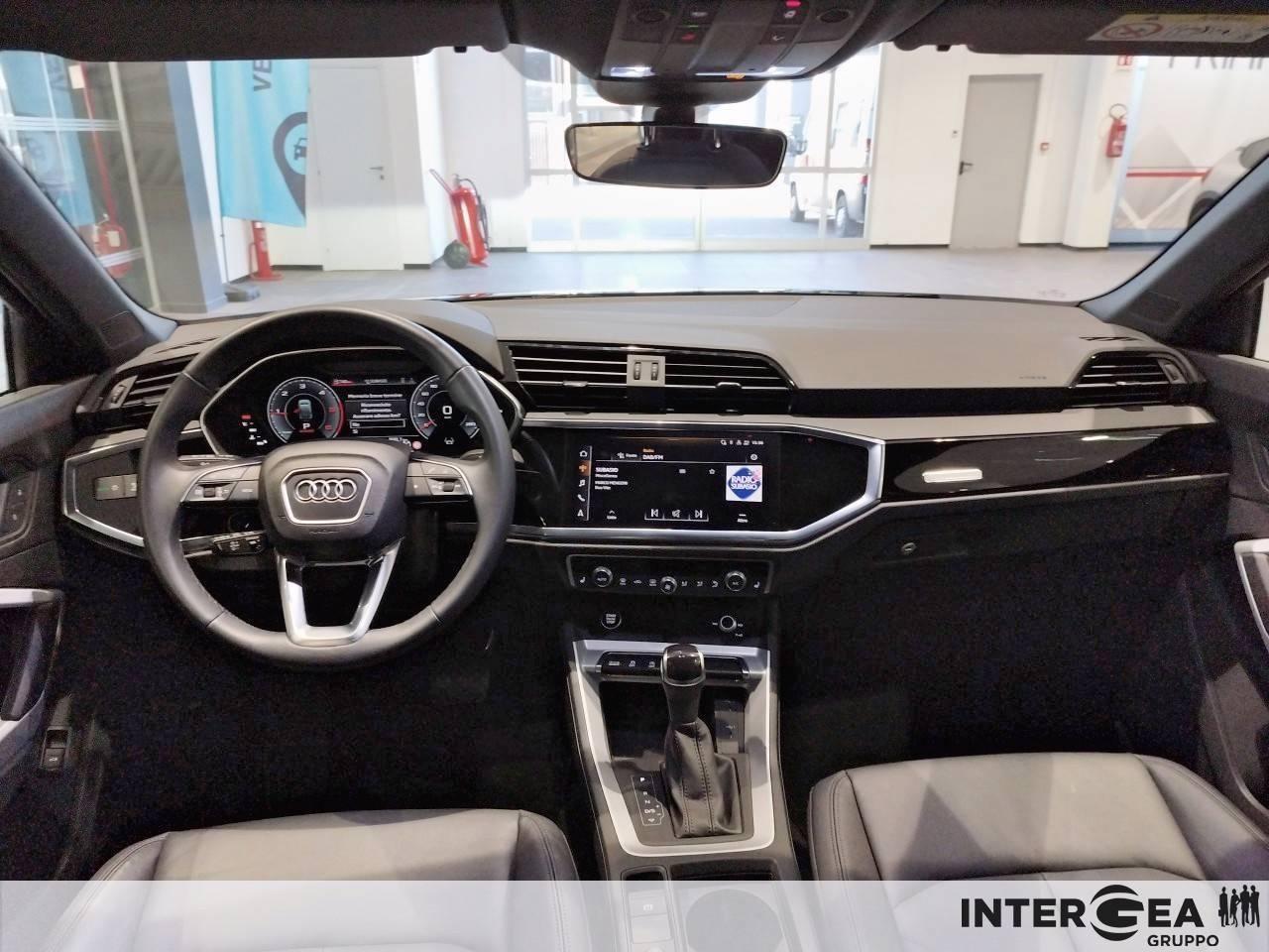 AUDI Q3 Sportback 35 2.0 tdi S line edition s-tronic
