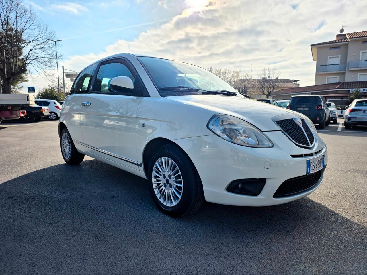 Lancia Ypsilon 1.4 Ecochic GPL 2010