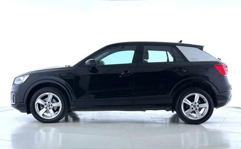Audi Q2 1.6 30 TDI Identity Black S TRONIC