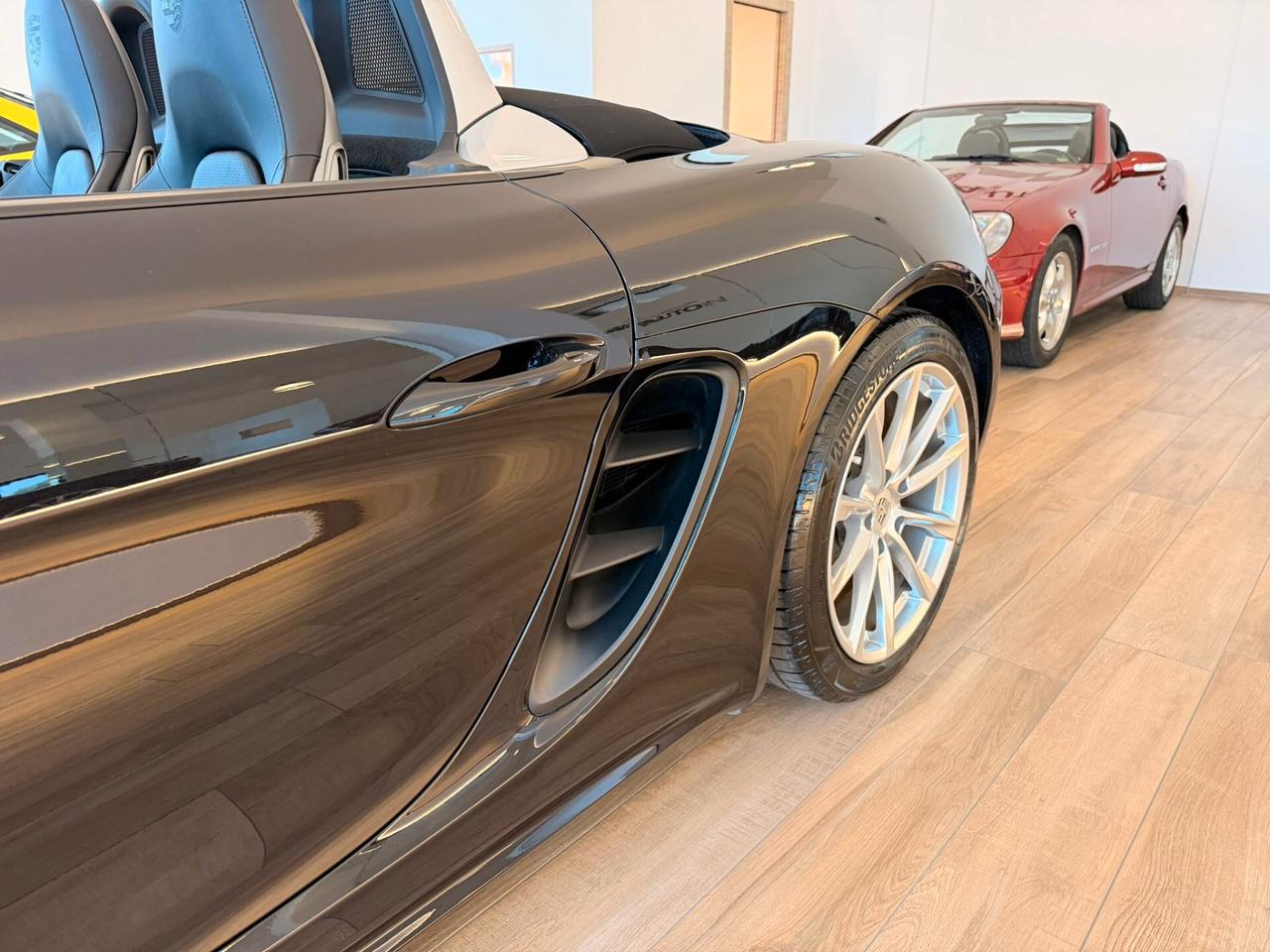 Porsche 718 Spyder Boxster 2.0