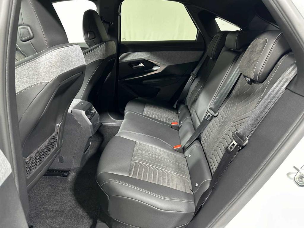Peugeot 3008 73 kWh GT