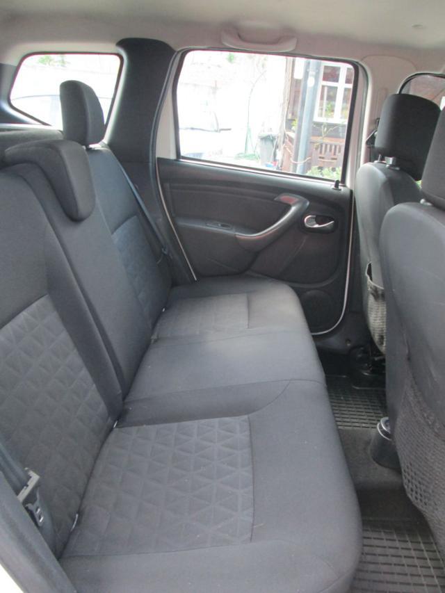 DACIA Duster 1.6 110CV 4x2 GPL Lauréate