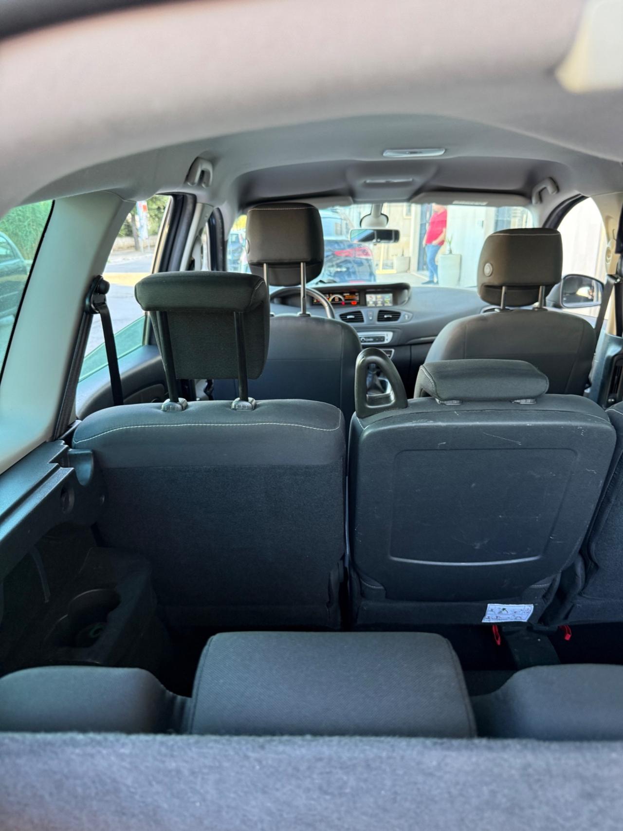 Renault Scenic 1.5 dci Limited automatica 110cv 7 POSTI,NAVIGATORE ,TELECAMERA,KM CERTIFICATI