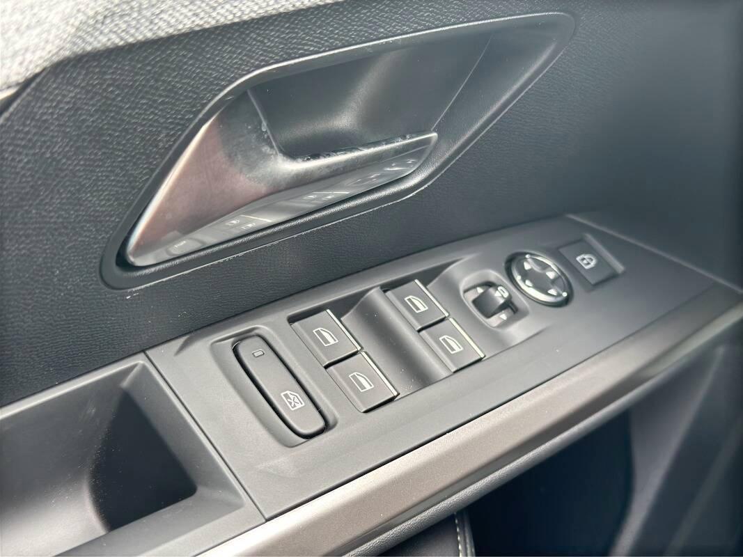 Peugeot 3008 1.2 hybrid GT 145cv AUTOMATICA TELECAM 360