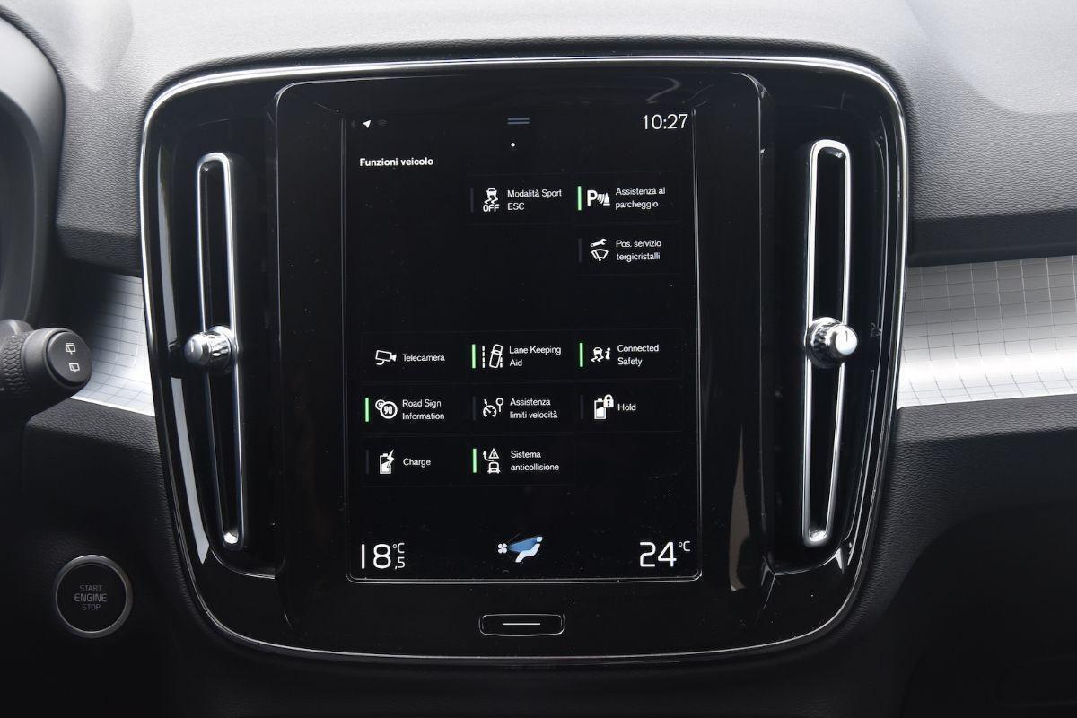 Volvo XC40 T4 Recharge Plug-in Inscription Expression