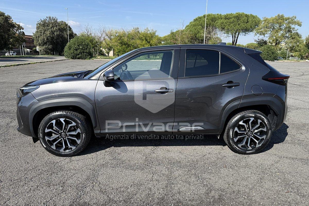 TOYOTA Yaris Cross 1.5 Hybrid E-CVT AWD-i Trend