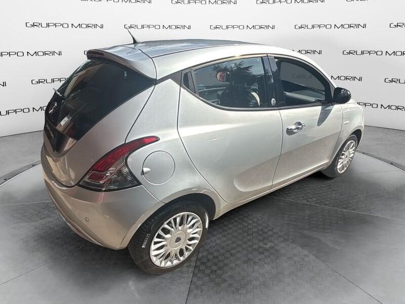 Lancia Ypsilon 1.2 69cv GPL Ecochic Silver