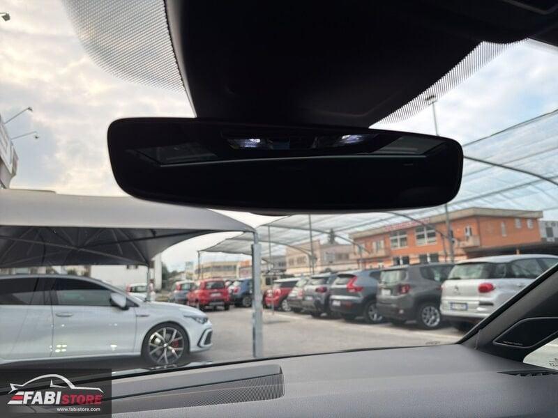 Volkswagen Golf 2.0 TSI 245 Cv Dsg GTI - Tetto, Harman, Fendi, 19 ecc