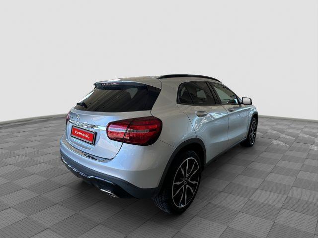 MERCEDES-BENZ CLA sse GLA GLA 200 CDI/d Automatic Sport