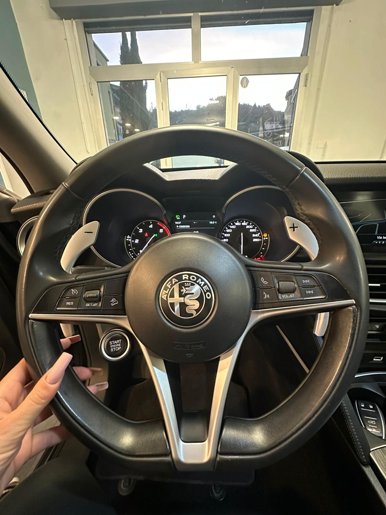 Alfa Romeo Stelvio 2.2 Turbodiesel 180 CV AT8 RWD Super