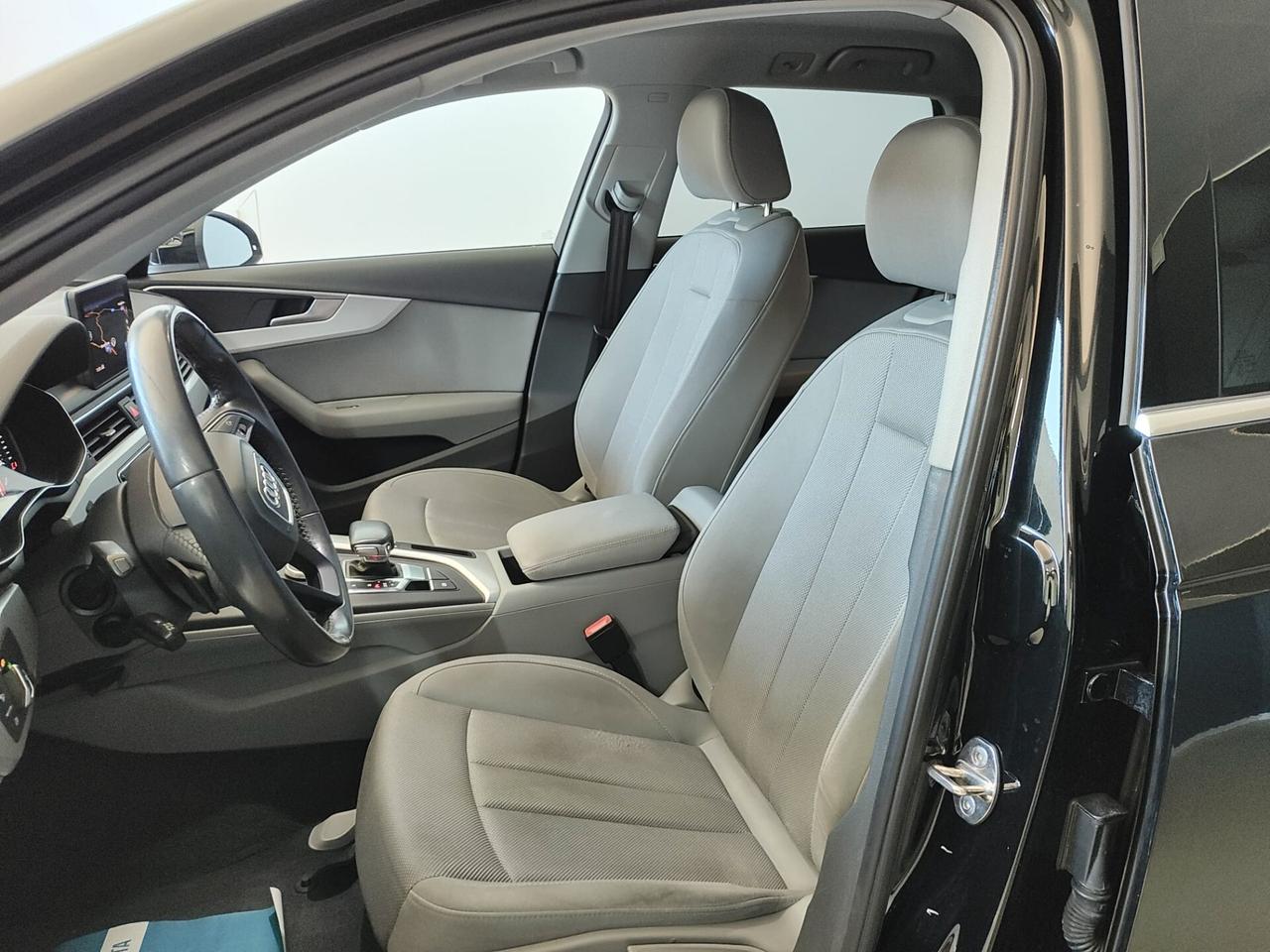 Audi A4 Avant 2.0 TDI 122 CV Sport automatica