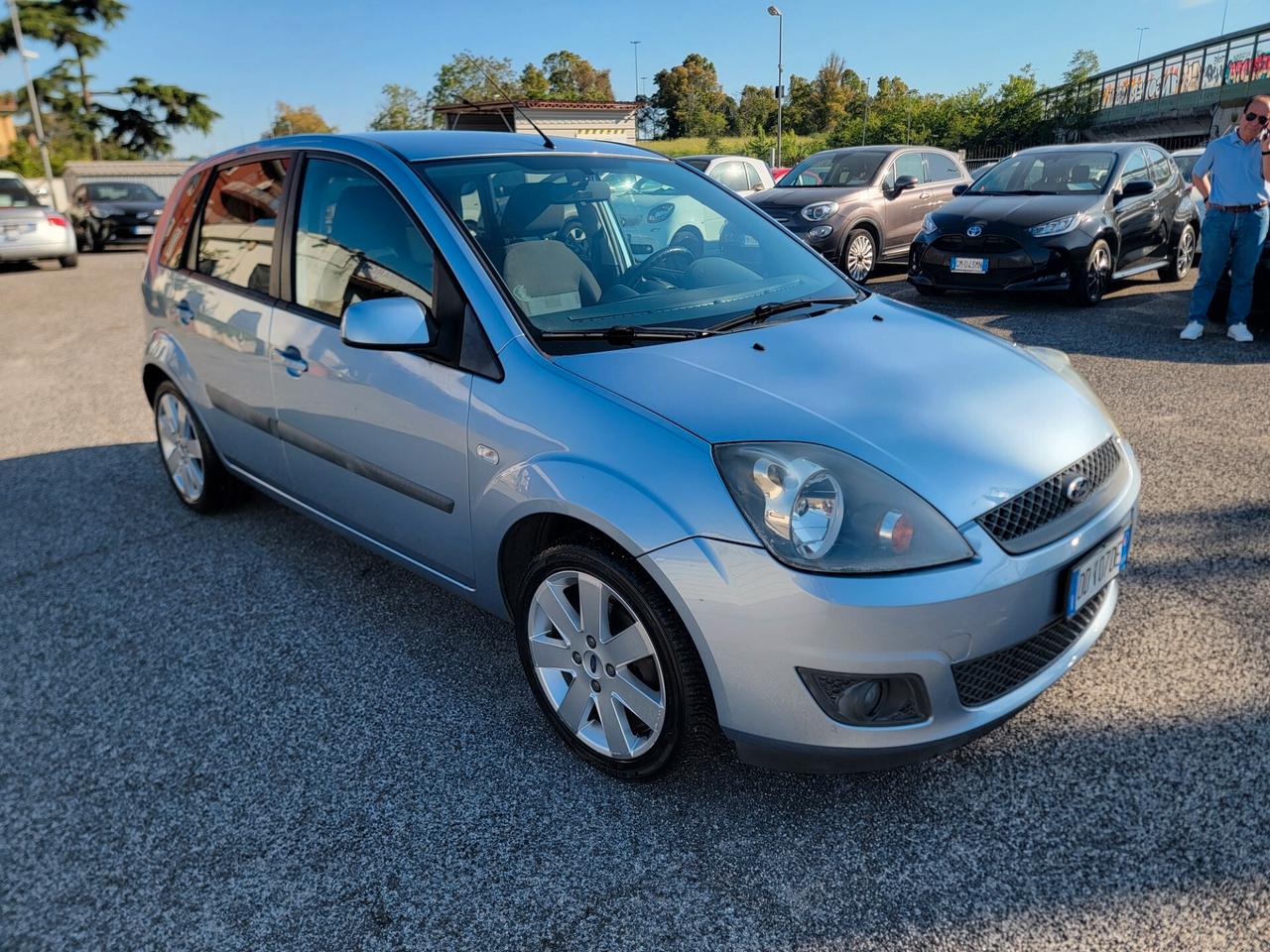 Ford Fiesta tdci 1.4 titanium 5 porte