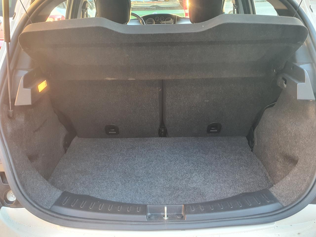 Lancia Ypsilon 0.9 TwinAir 85 CV 5 porte Metano Ecochic Gold NEOPATENTATI