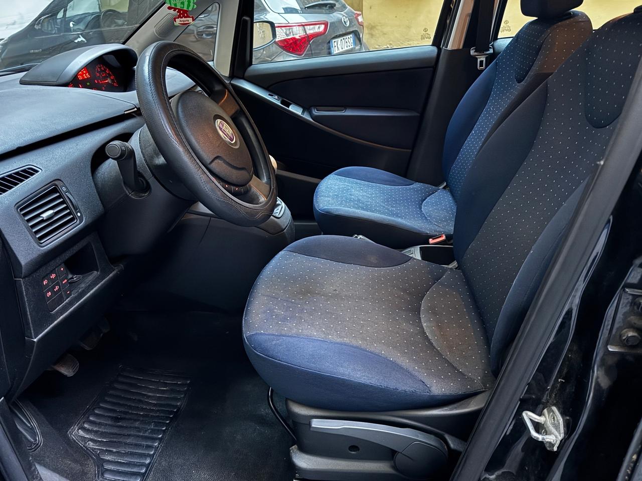 Fiat Idea 1.2 16V BlackLabel