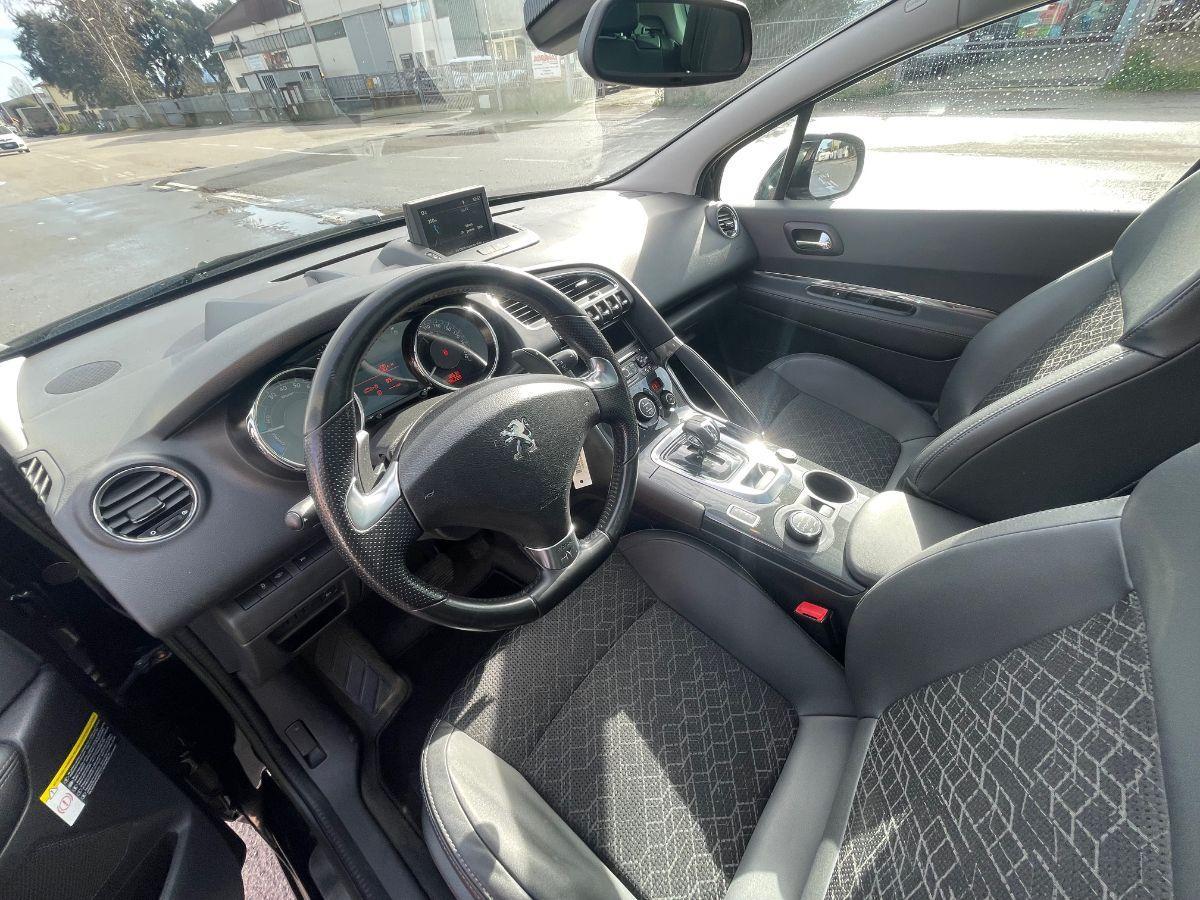 PEUGEOT - 3008 - HYbrid4