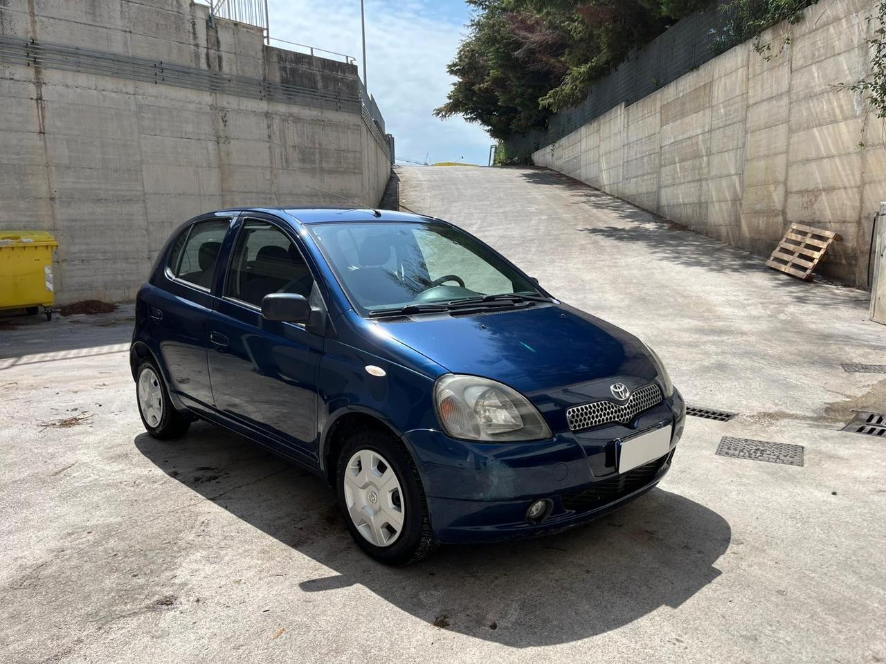 Toyota Yaris 1.4 tdi D-4D cat 5 porte Sol '03