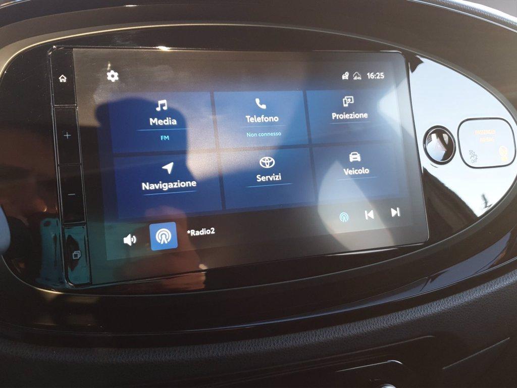 TOYOTA Aygo x 1.0 lounge 72cv s-cvt del 2022