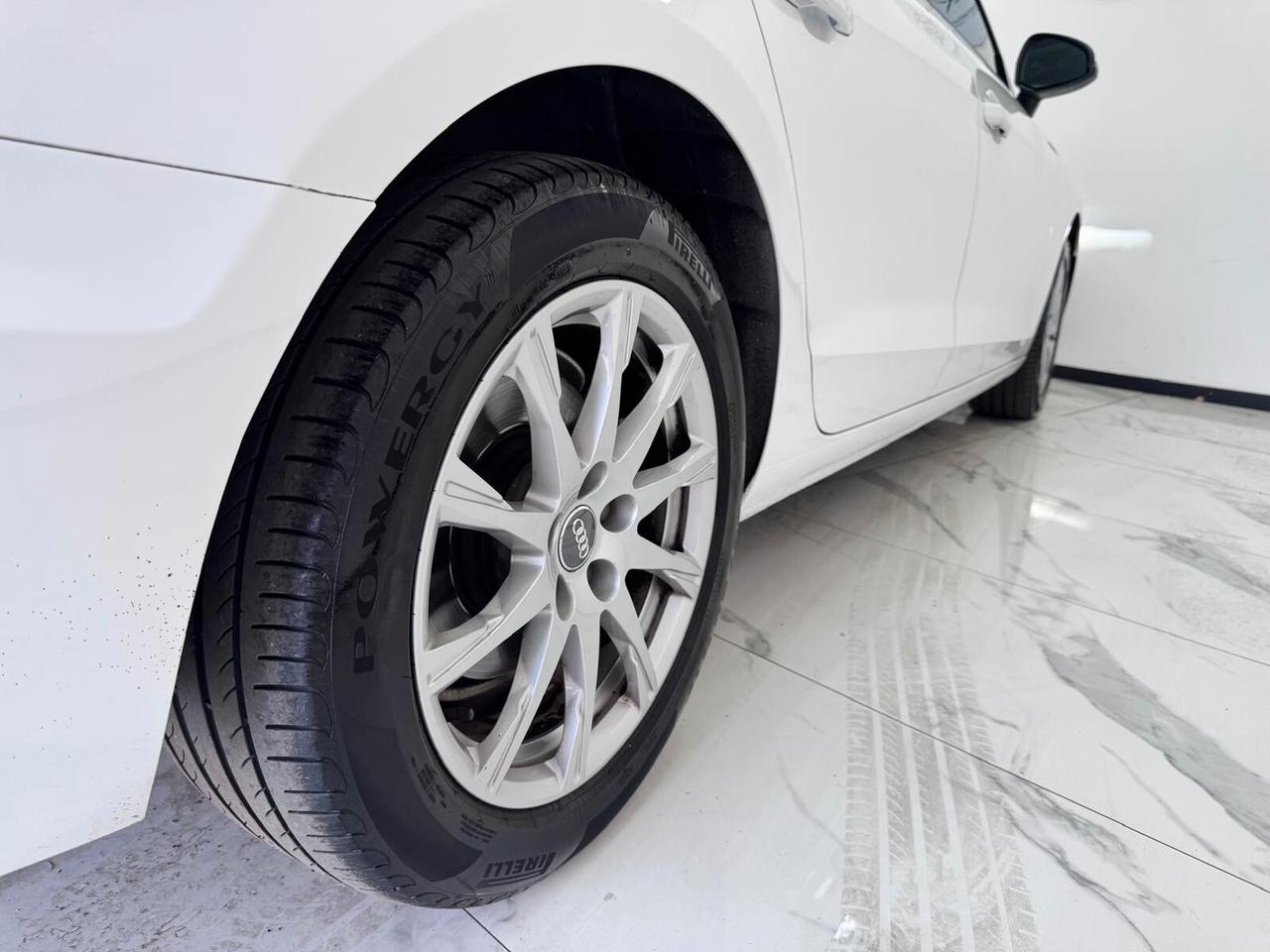 Audi A4 Avant 40 TDI S tronic Advanced Garantita