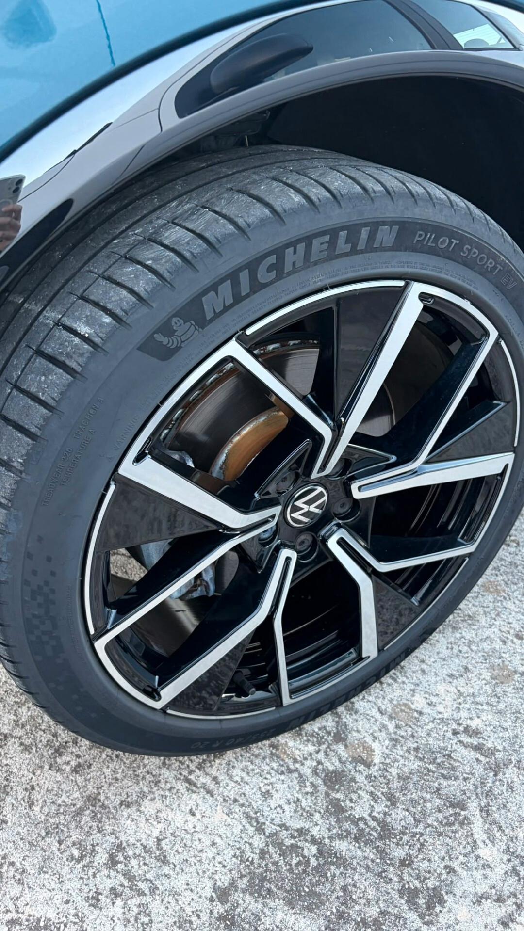 Volkswagen Tiguan 2.0 TDI 150 CV DSG R-Line