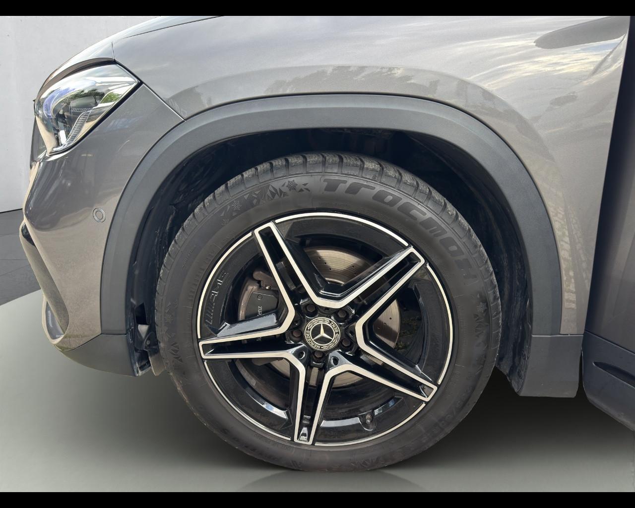 Mercedes-Benz GLA (H247) - GLA 180 d Automatic Premium