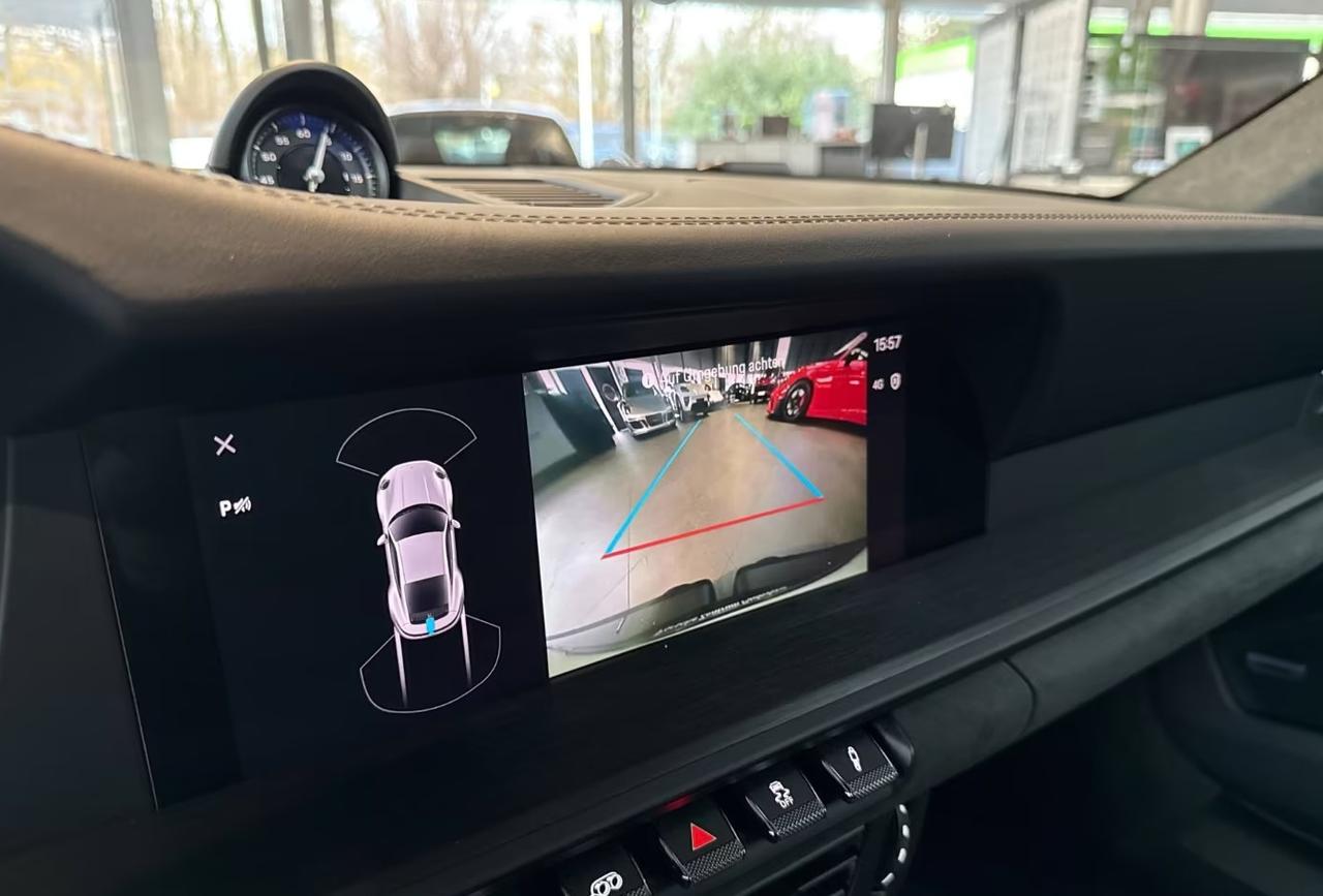 Porsche 911 Coupe 3.6 Carrera GTS auto