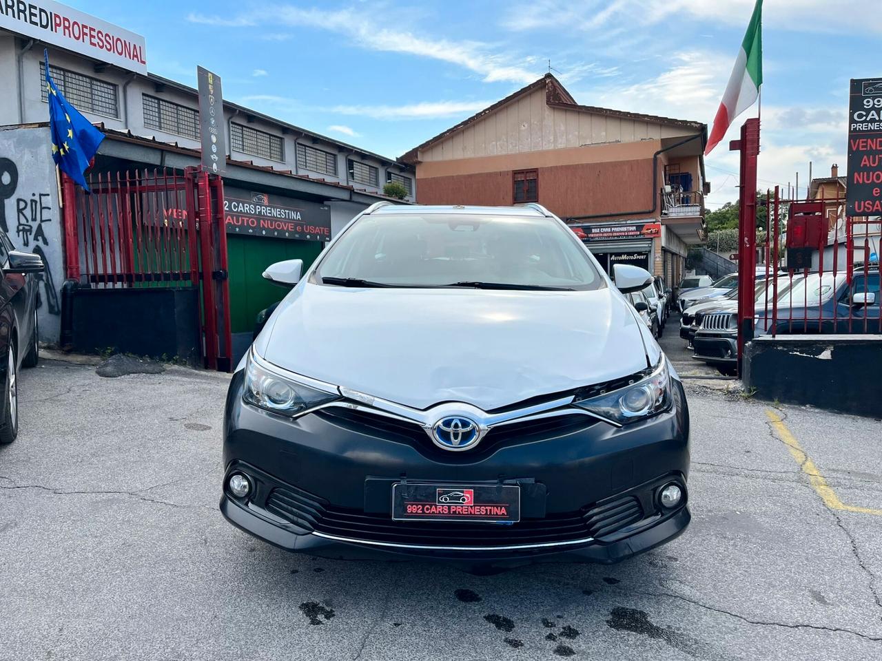 Toyota Auris 1.8 Hybrid sw