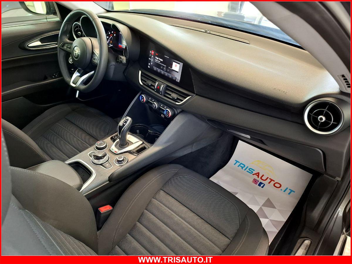 ALFA ROMEO Giulia 2.2 TD AT8 Super IVATA (FARI BIXENO+NAVI)