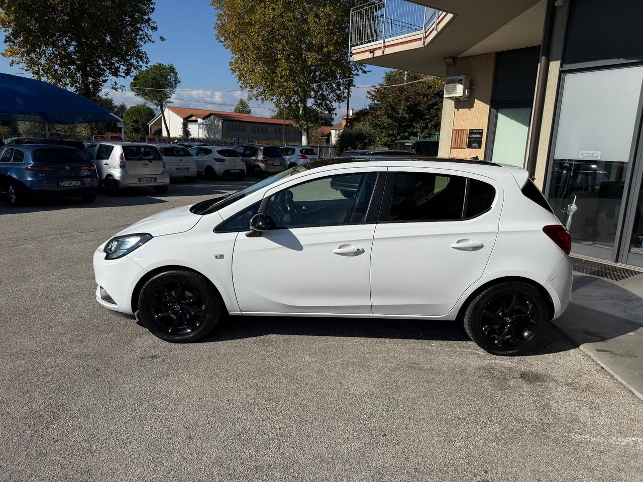 Opel Corsa 1.4 90CV GPL Tech 5 porte b-Color
