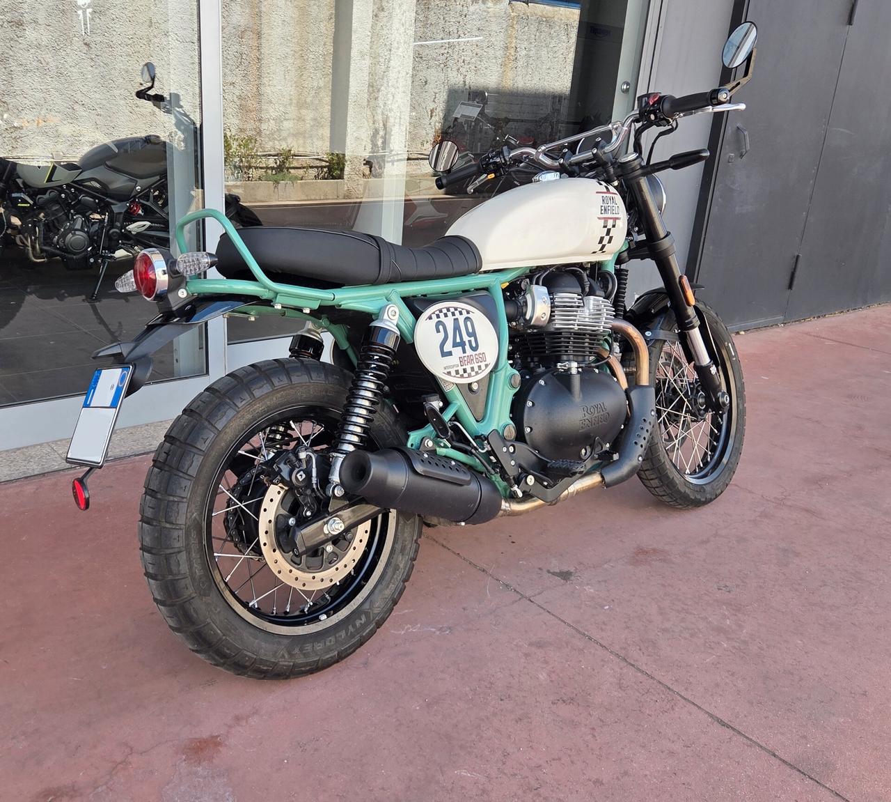 Royal Enfield Interceptor Bear 650
