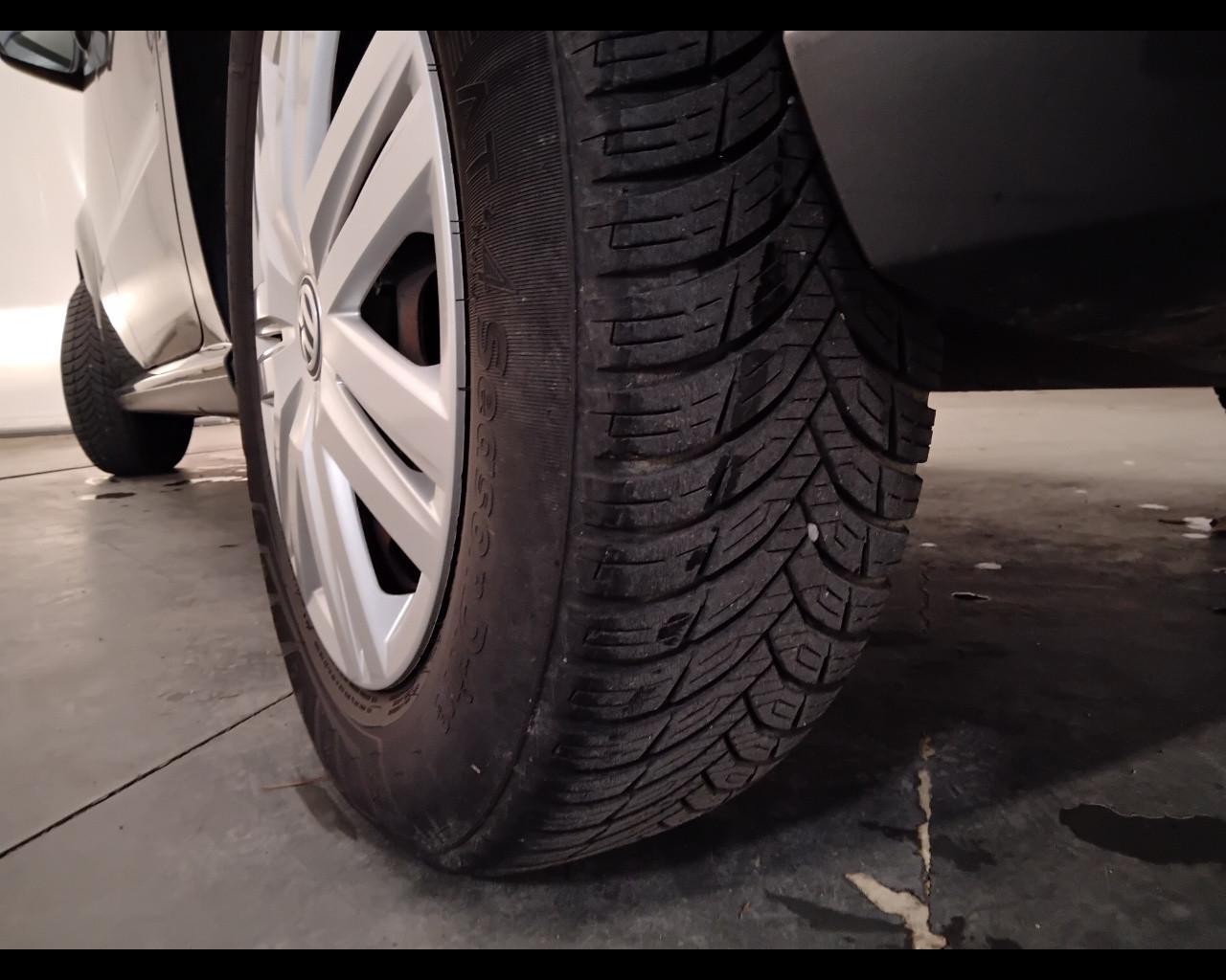 VOLKSWAGEN Polo V 2014 - Polo 5p 1.0 mpi Trendline 60cv