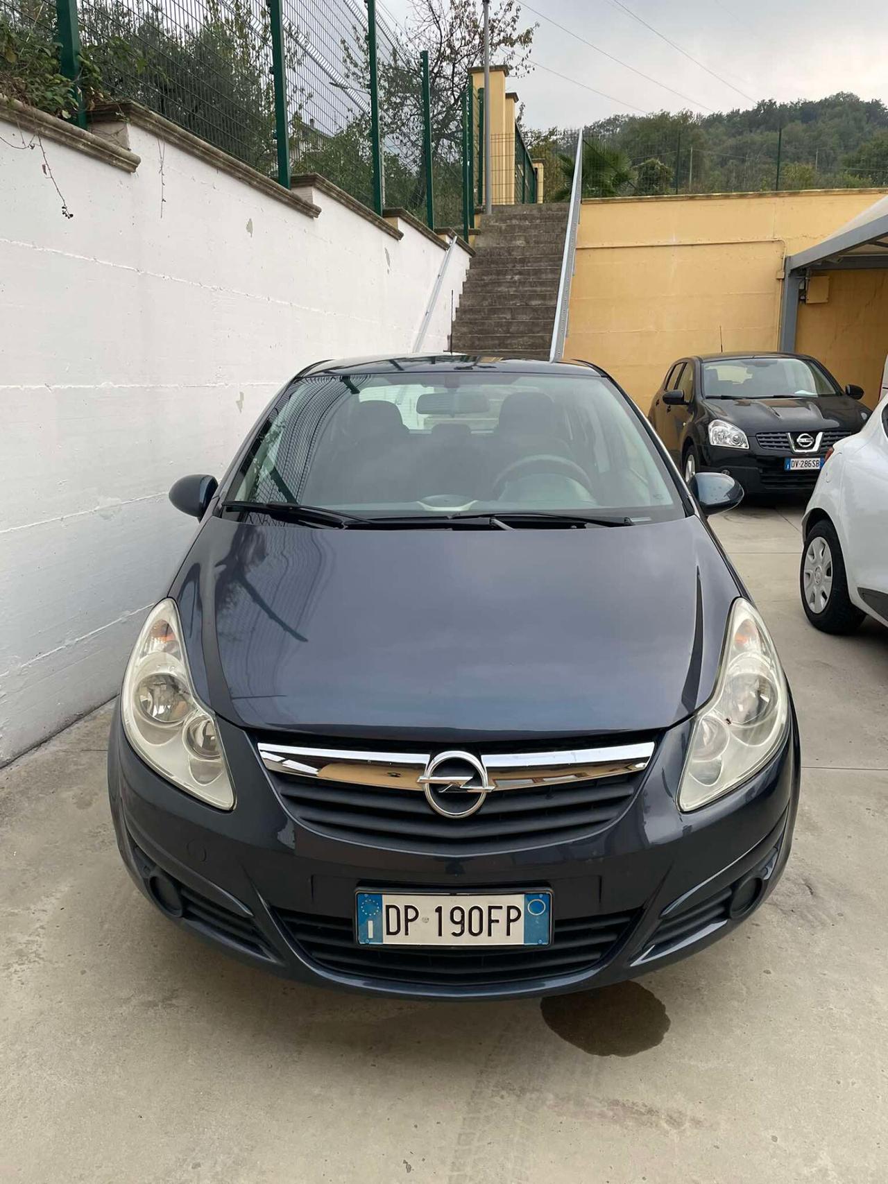 Opel Corsa 1.2 5 porte