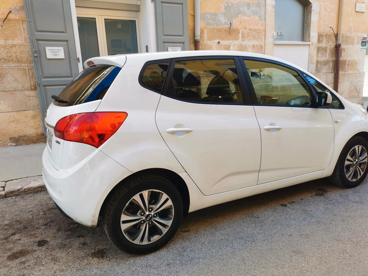 Kia Venga 1.4 CRDi 90 CV COOL AUTOCARRO 4 POSTI